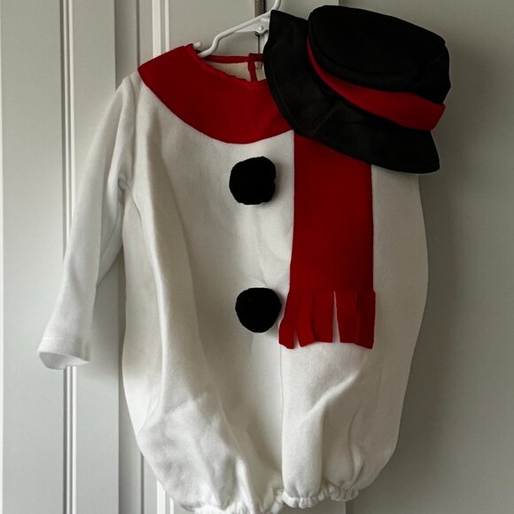 Halloween Costume - Picture 2 of 3